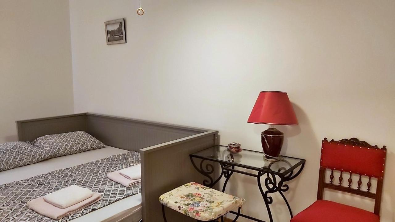 Apartment Lora أوميس المظهر الخارجي الصورة