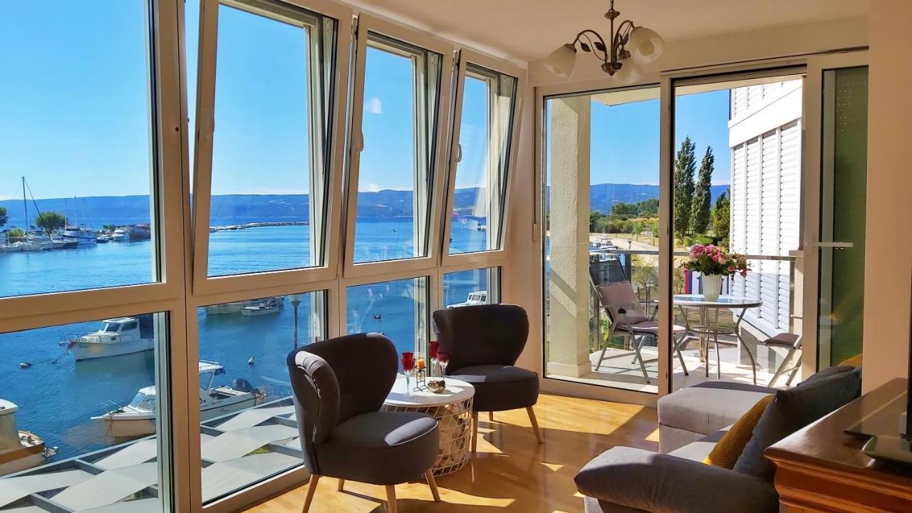 Apartment Lora أوميس المظهر الخارجي الصورة