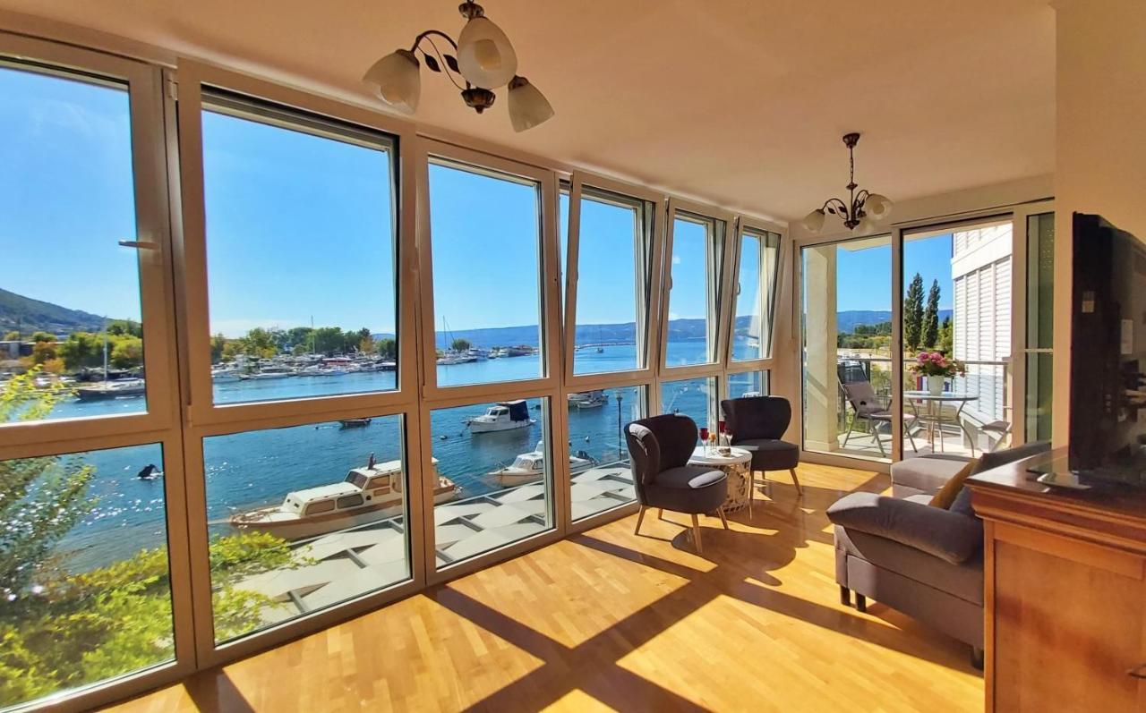 Apartment Lora أوميس المظهر الخارجي الصورة