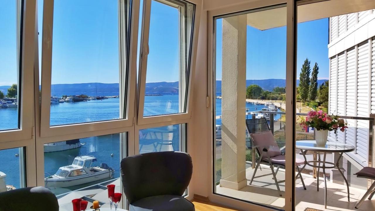 Apartment Lora أوميس المظهر الخارجي الصورة