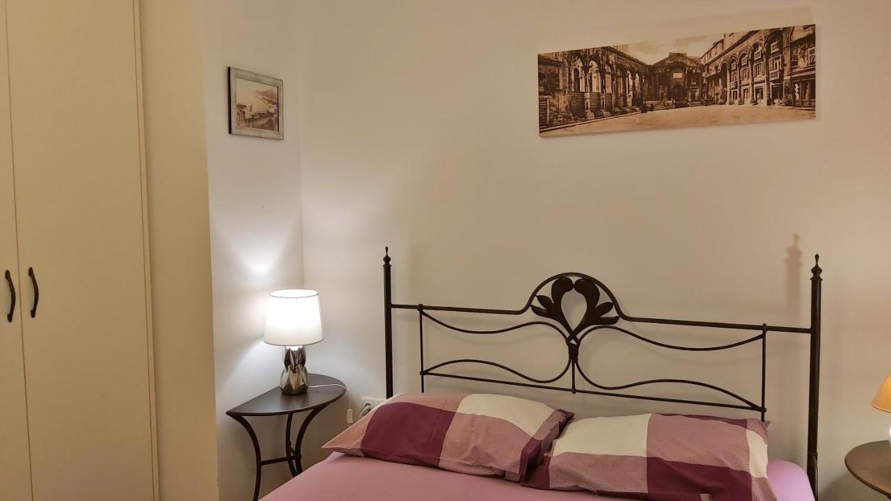 Apartment Lora أوميس المظهر الخارجي الصورة