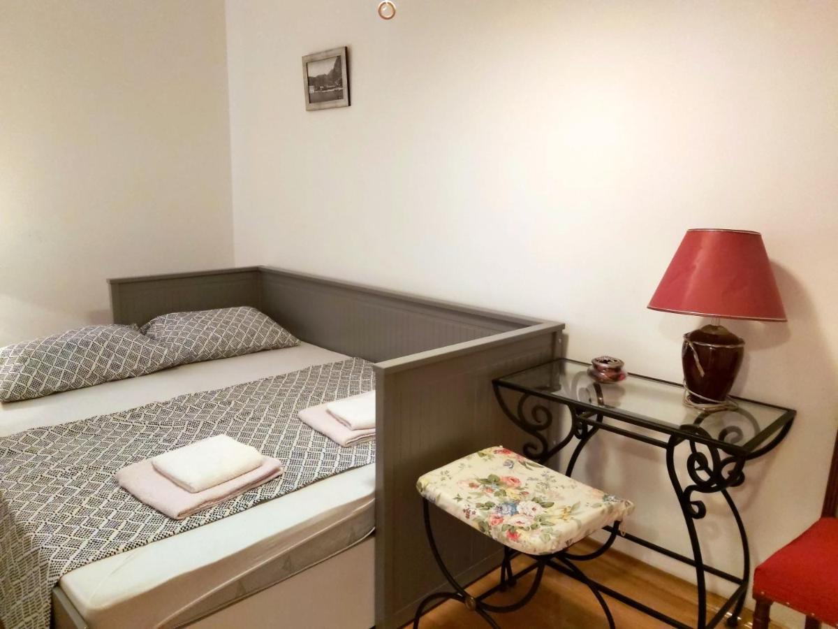 Apartment Lora أوميس المظهر الخارجي الصورة