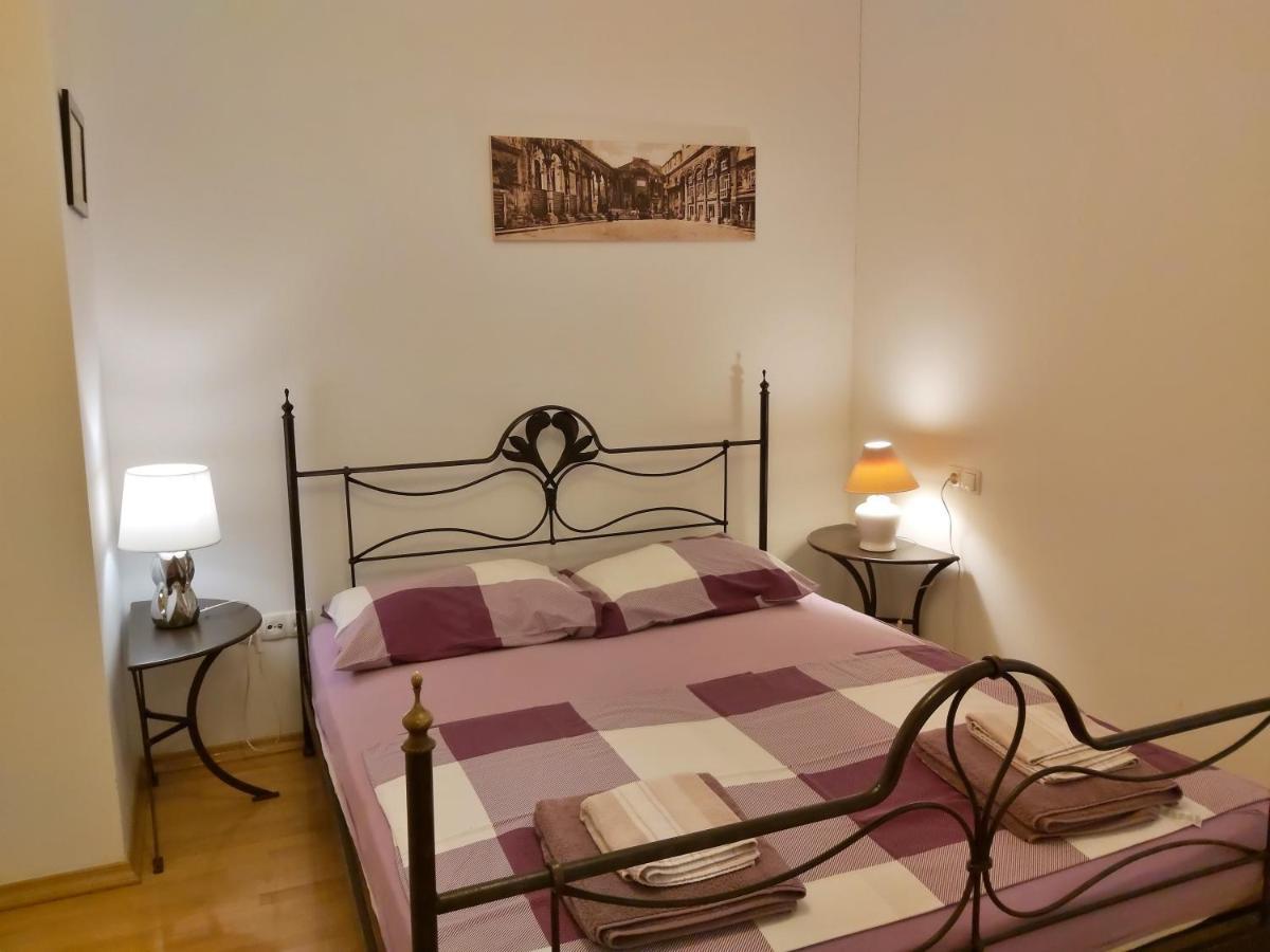 Apartment Lora أوميس المظهر الخارجي الصورة