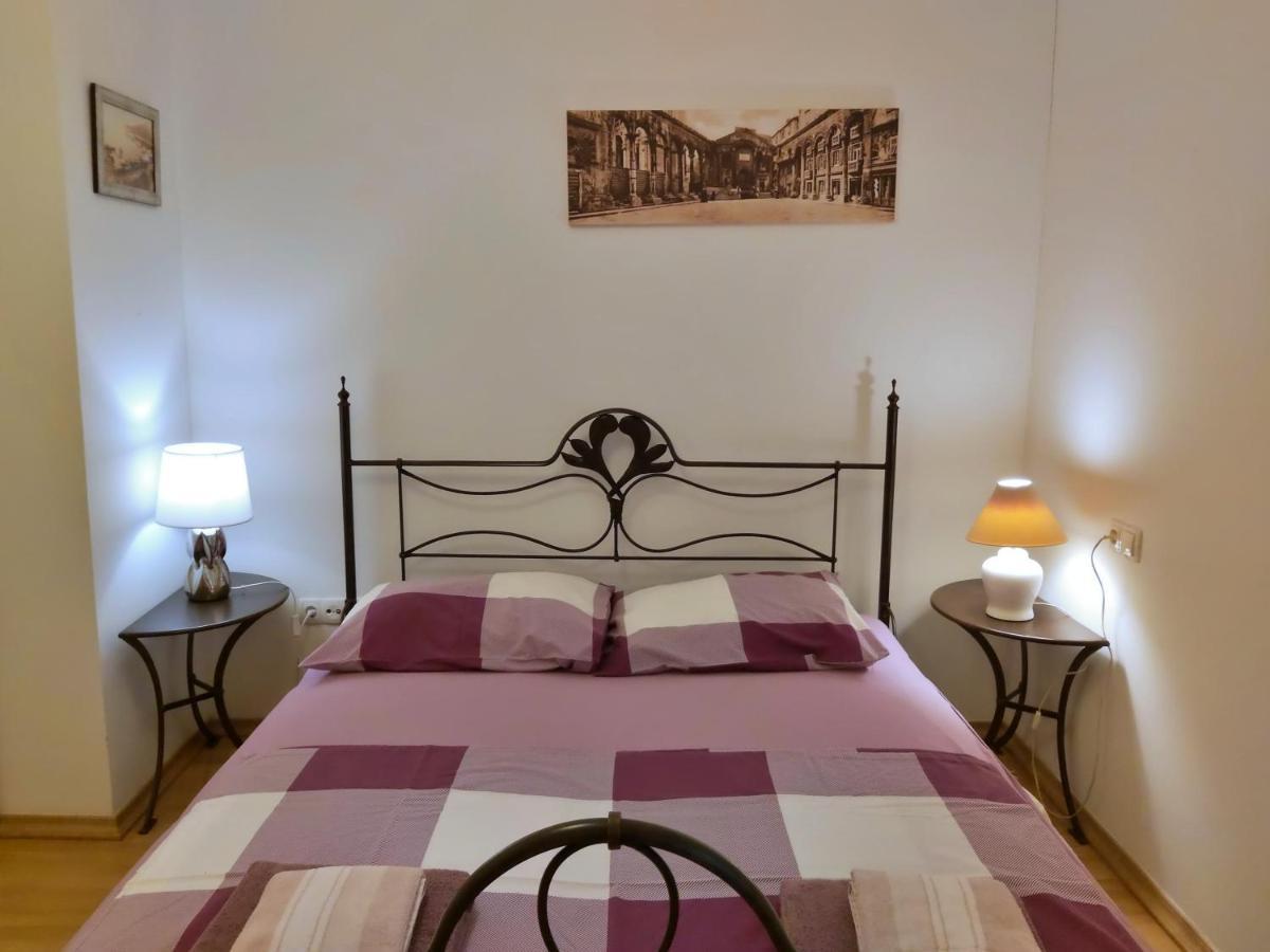 Apartment Lora أوميس المظهر الخارجي الصورة