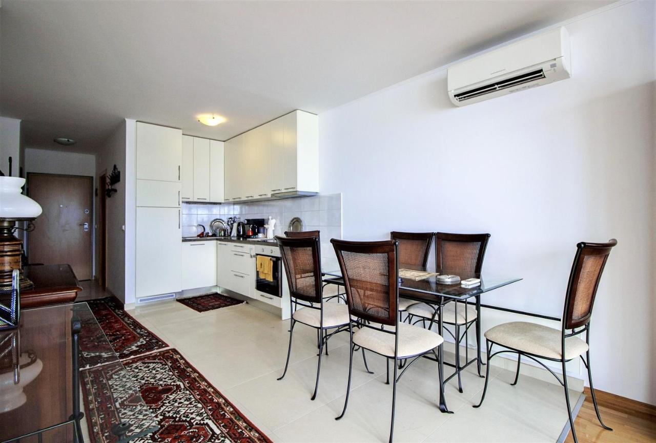 Apartment Lora أوميس المظهر الخارجي الصورة